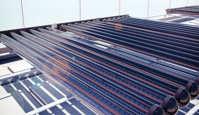 Evacuated-Solar-Tubes-for-Solar-Water-Heating-image-by-fabiocomparelli-.jpg