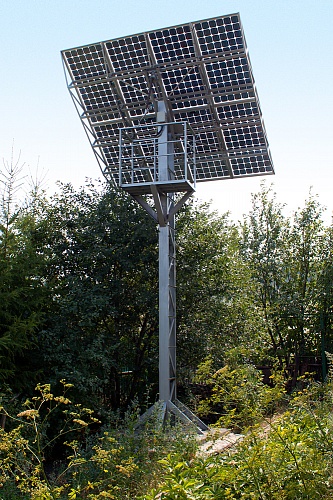 Солнечная батарея с сезонной ориентацией.  Энергосистема UST PS - 6кВт, 24В, P1800Вт, A400Aч.            Пенза, ул.Виражная